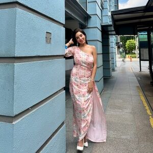 Elegant Pink Floral One-Shoulder Dress